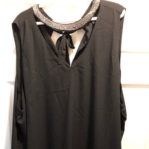 BLACK EMBELLISHED CHOKER NECK TANK